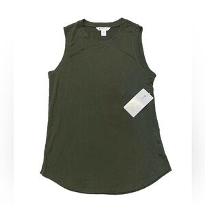 NWT Athleta Women’s Breezy Tank Olive Green  Lightweight Linen-Feel M